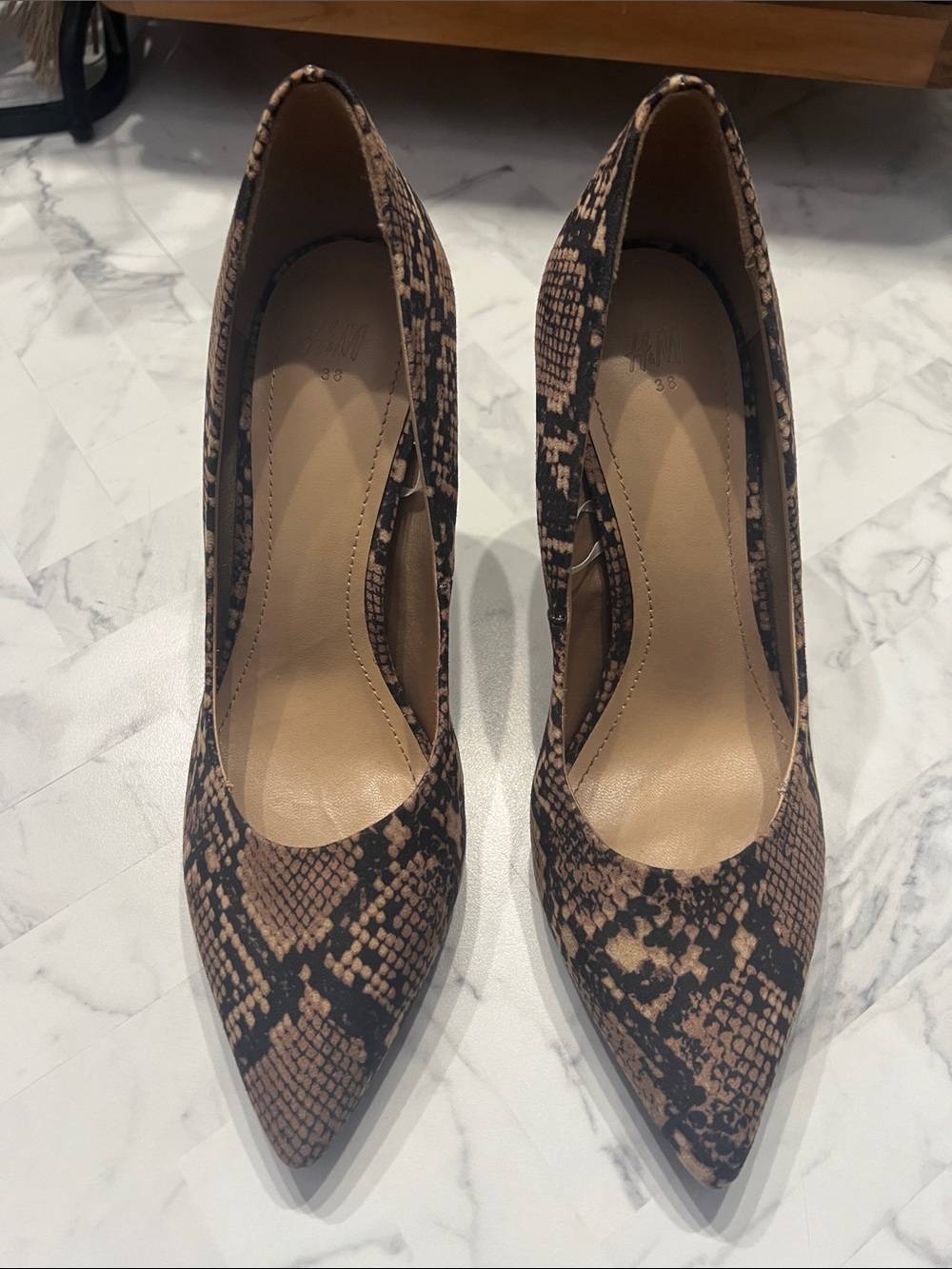 H&M Snake-Print Pointed Toe Pumps - Brown & Black